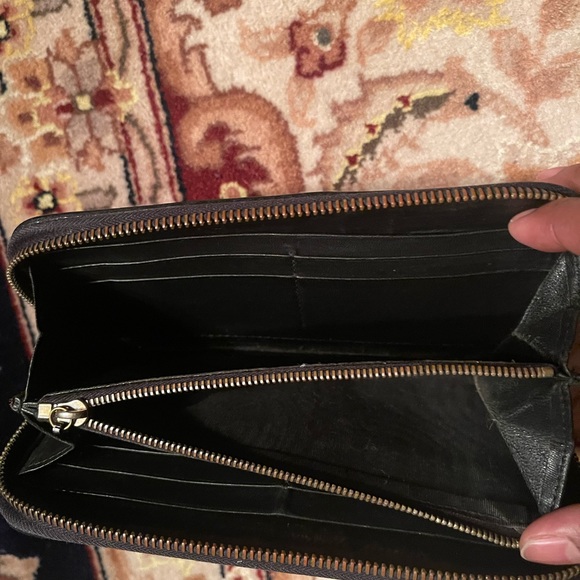 🍁SOLD🍁Bottega Veneta Black Intrecciato Leather Wallet - Picture 5 of 13